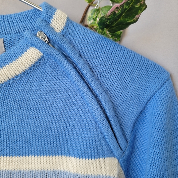 Obermeyer Jennifer Wool Blend Pullover Crew Neck Sweater M - Picture 4 of 12